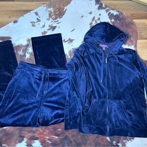 Gloria Vanderbilt Navy Velour Hoodie